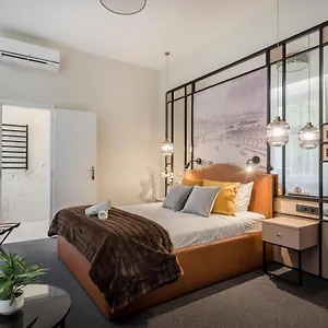Astoria Boutique Suites- Location By Bqa Ξενοδοχείο